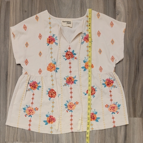 Savanna Jane White Embroidered Summer Top Blouse women's size small - Picture 4 of 6